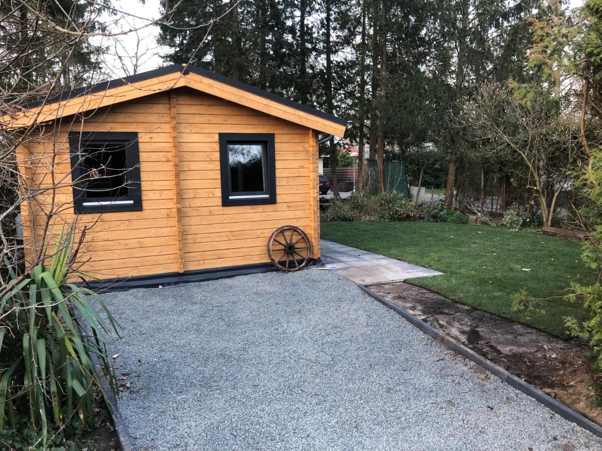 3 Slaapkamer Blokhut Met Opgemaakte Bedden Villa Putten Kültér fotó