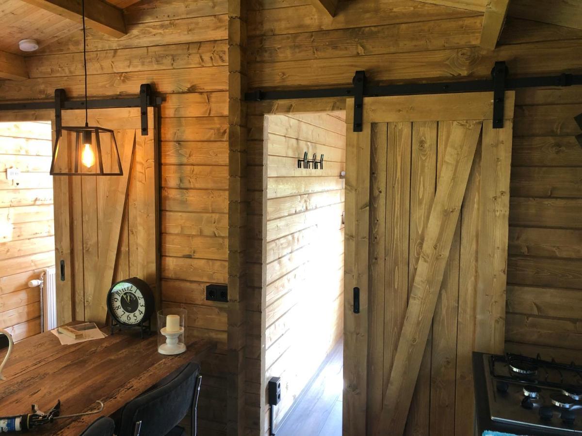 3 Slaapkamer Blokhut Met Opgemaakte Bedden Villa Putten Kültér fotó
