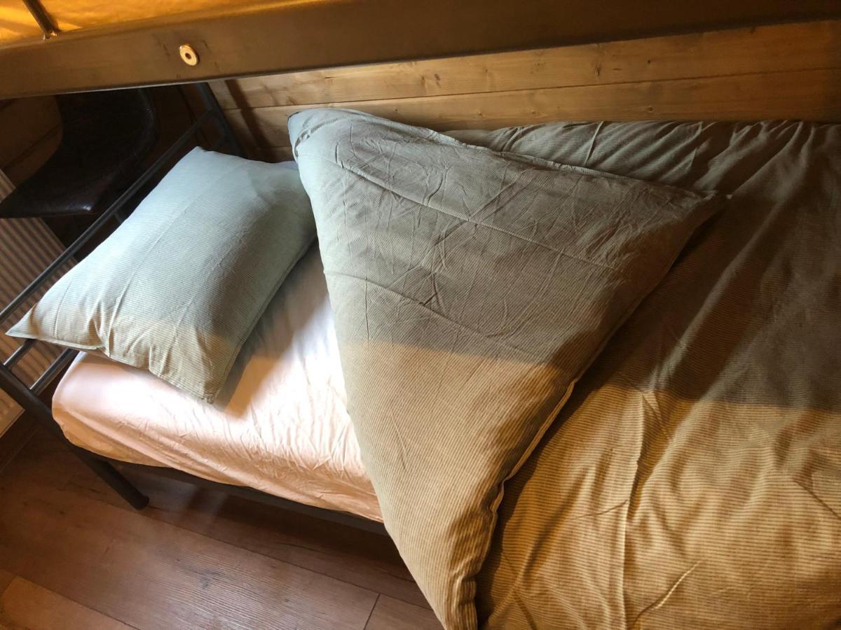 3 Slaapkamer Blokhut Met Opgemaakte Bedden Villa Putten Kültér fotó