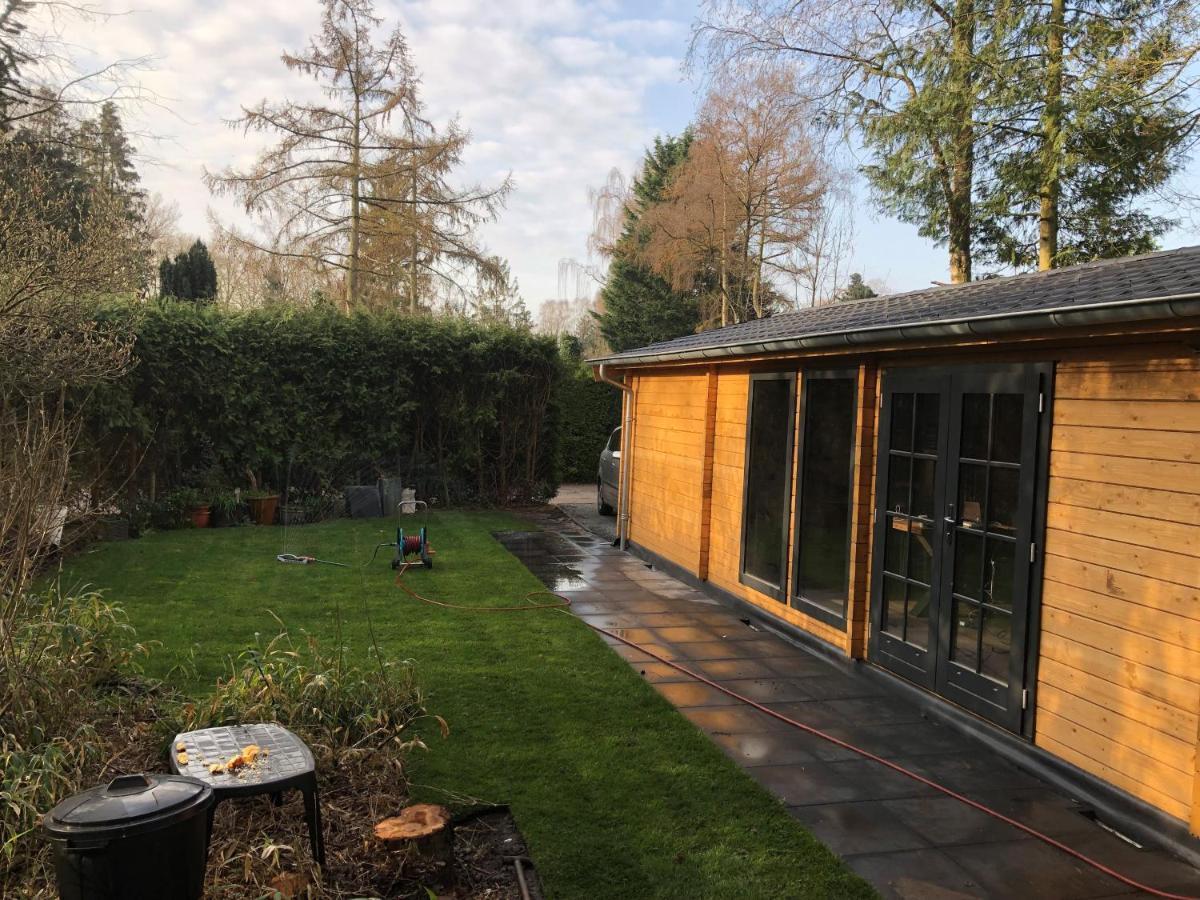 3 Slaapkamer Blokhut Met Opgemaakte Bedden Villa Putten Kültér fotó